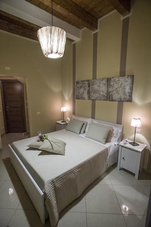 Stampace Apartments กาญารี ภายนอก รูปภาพ