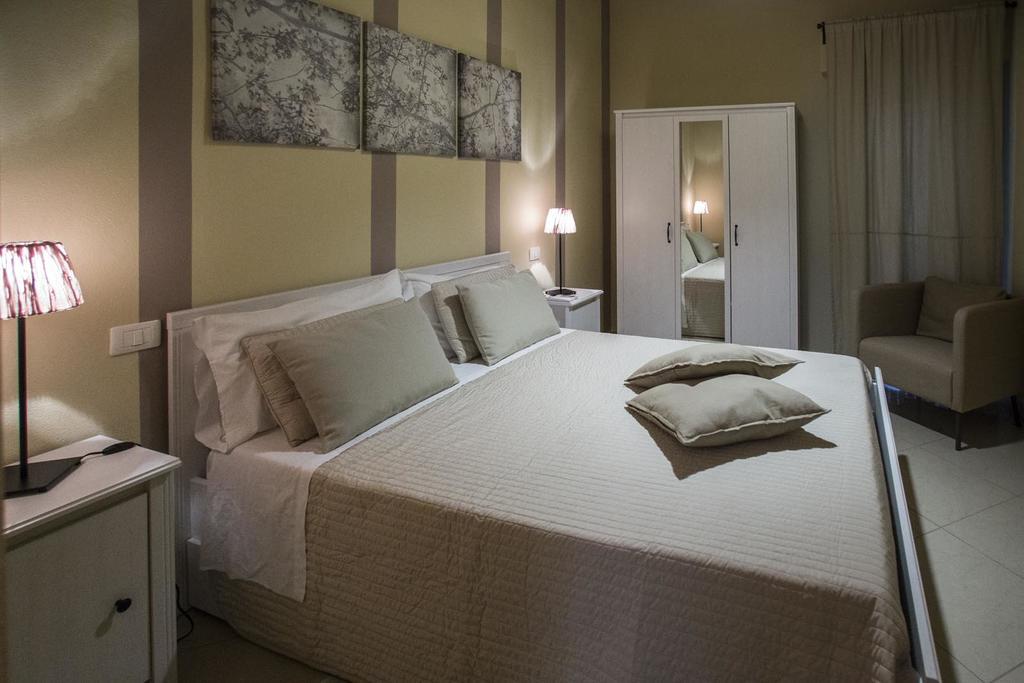 Stampace Apartments กาญารี ภายนอก รูปภาพ