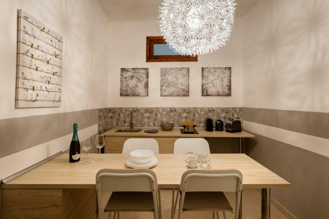 Stampace Apartments กาญารี ภายนอก รูปภาพ